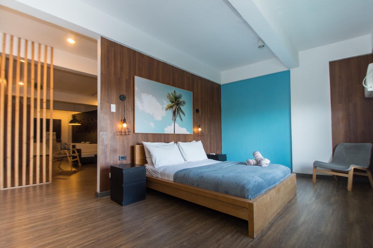 Luxeview Hotel Balabag  Экстерьер фото